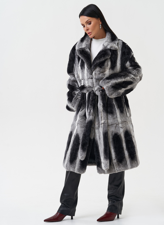 Шуба из меха кролика с английским воротником