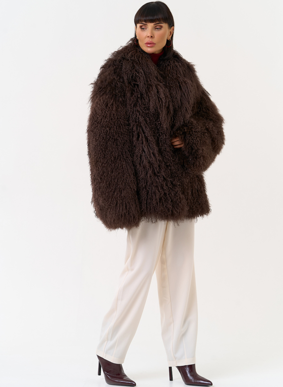 Женская шуба из меха ламы