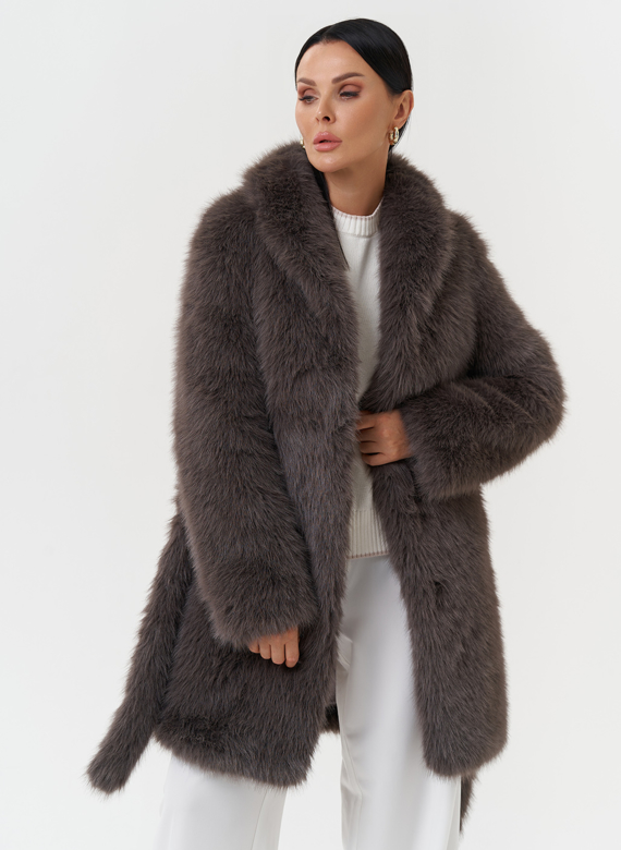 Шуба из эко меха под песца