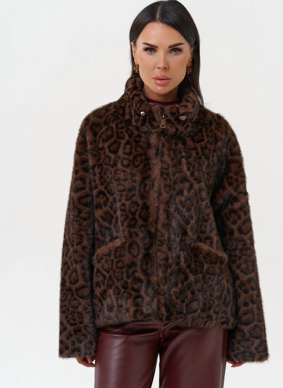 Женская куртка из эко меха с воротником 