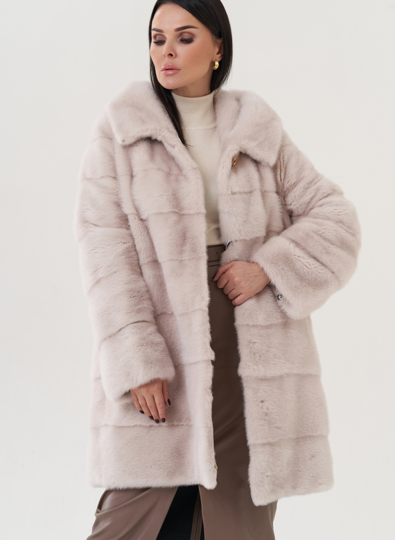 Шуба из норки с капюшоном 