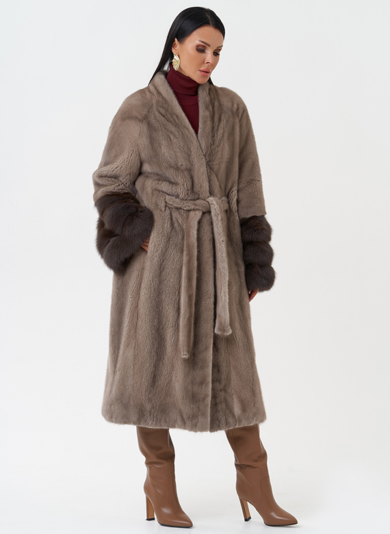 Шуба из меха скандинавской норки